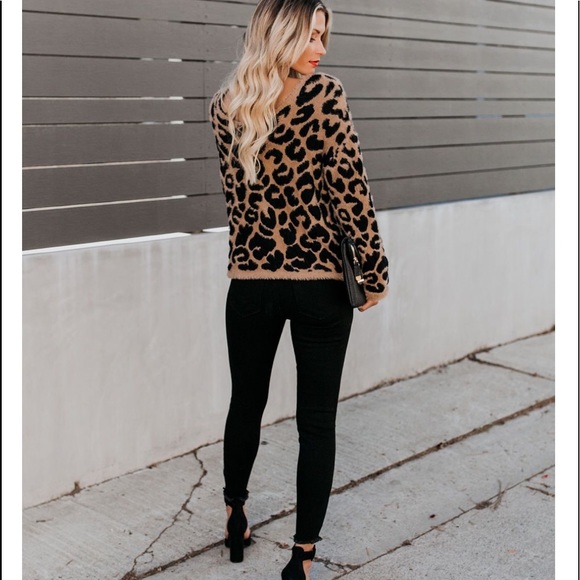 WHITLEY Leopard Print Sweater - Picture 6 of 8